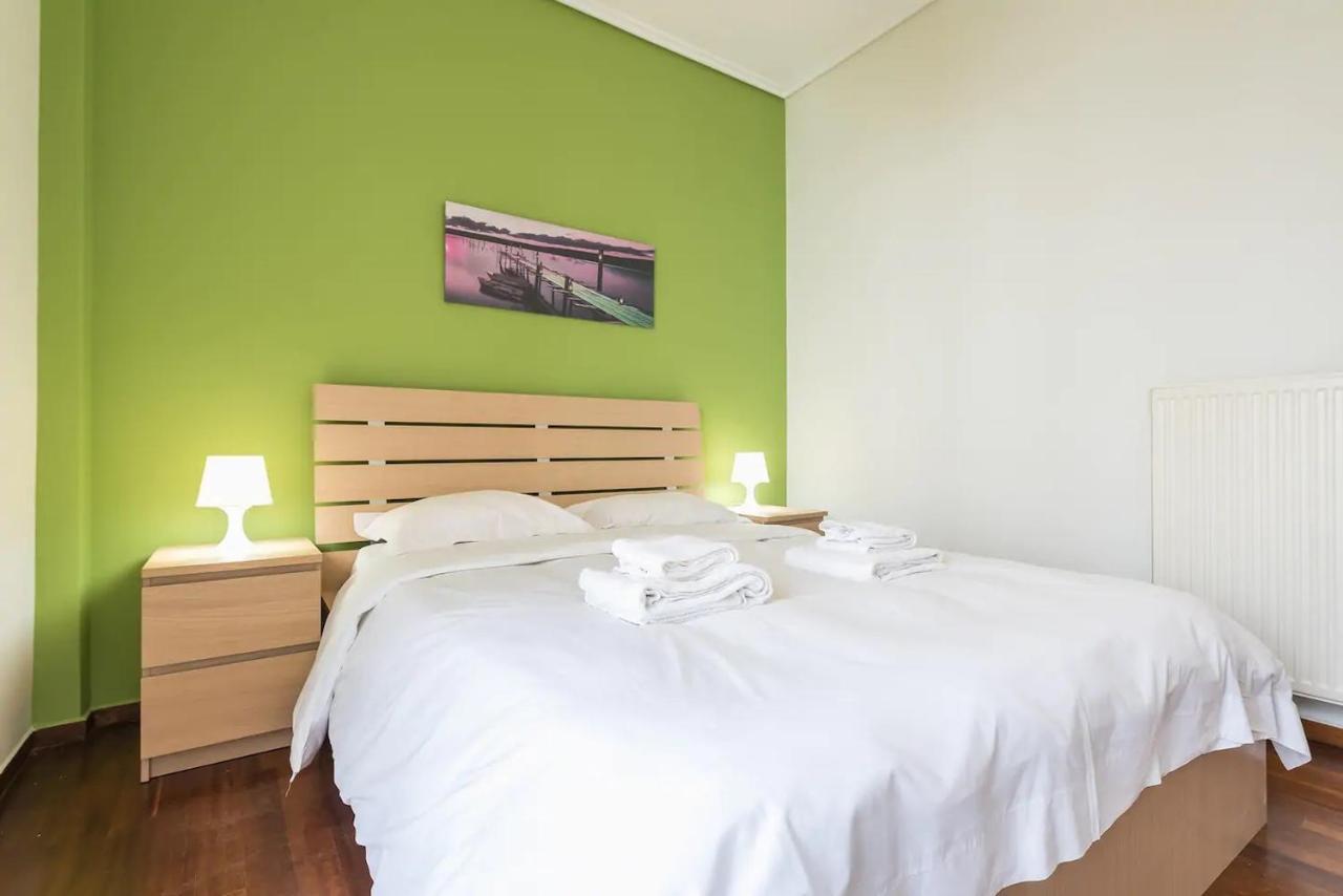 Glyfada Glass-Walled Designed Apt Athens Ngoại thất bức ảnh